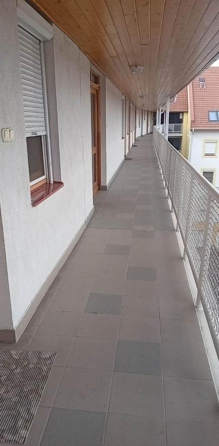 Apartamento Levendula Bekescsaba Exterior foto